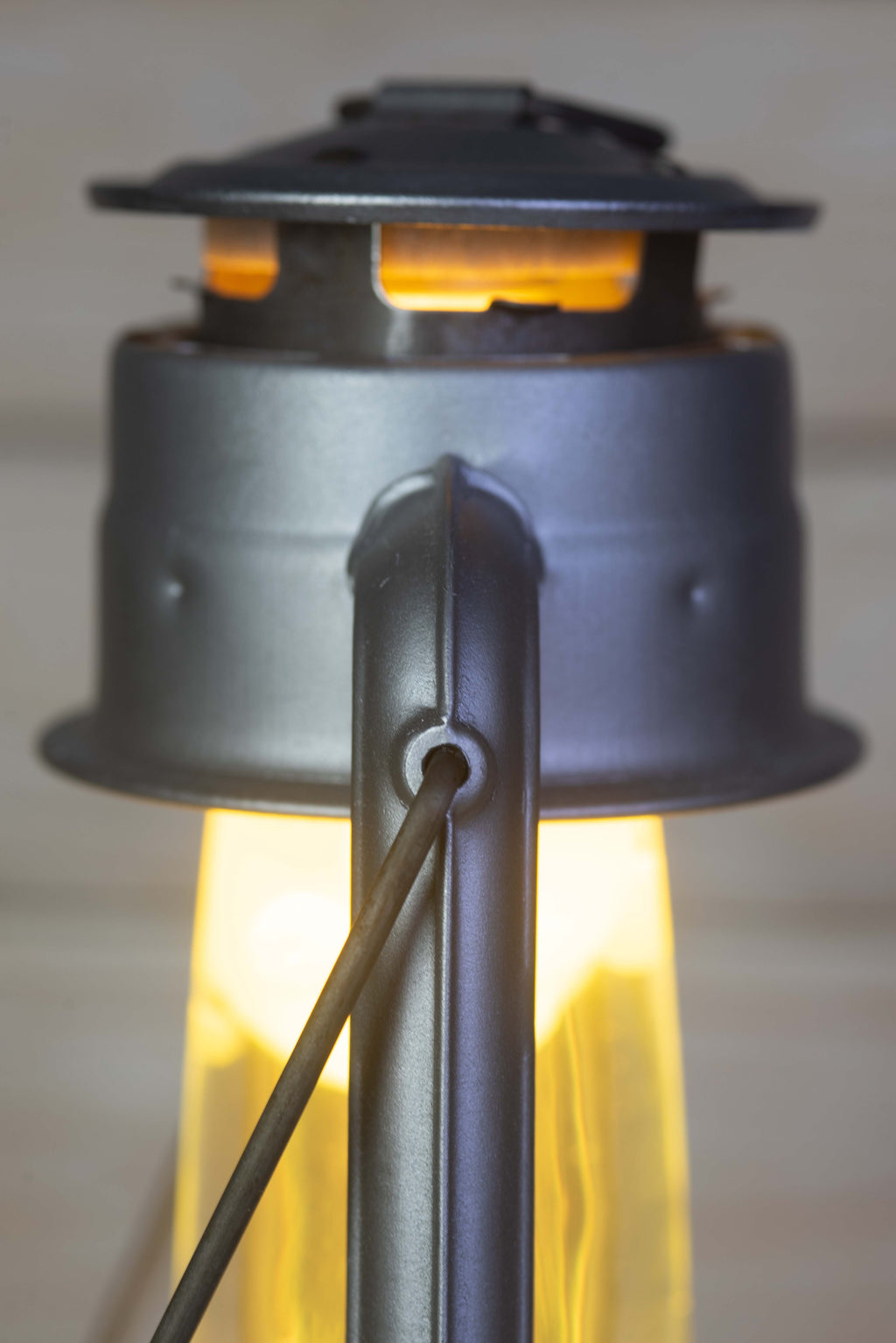 Vintage Kerosene Lantern Lava Lamp, Handmade Industrial Light E14 220V