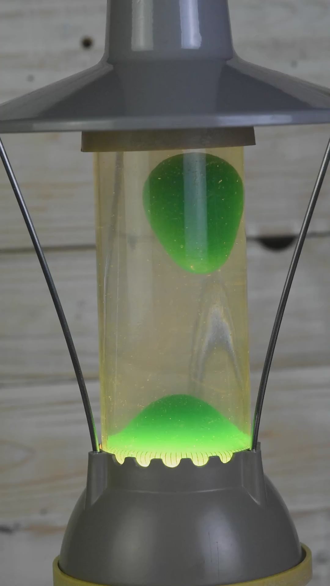 Vintage Soviet Veselka-2 Lava Lamp, USSR 1990 Metal 17" 120V/220V
